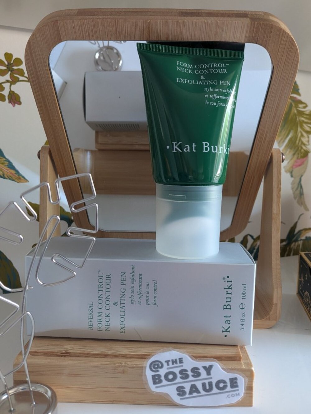 KAT BURKI Form Control Neck Contour & Exfoliating Pen
